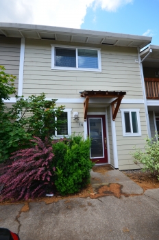 1706 Avalon Way #14 Hood River OR